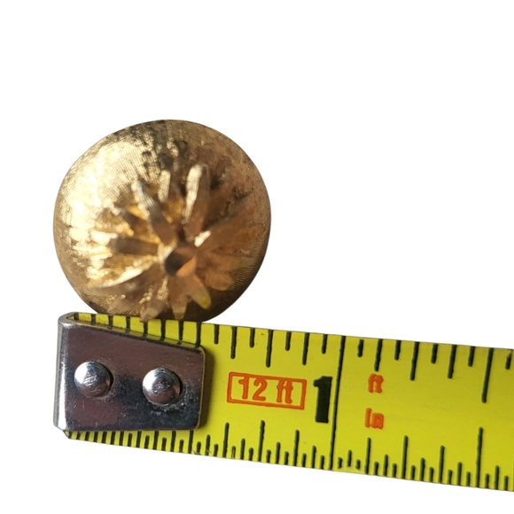 Vintage Monet Round Gold Tone Clip On Earrings - Picture 5 of 5